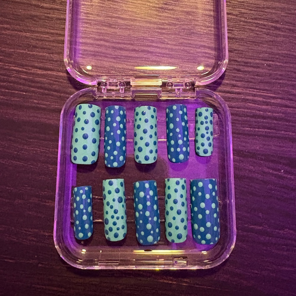 Blue Polka Dot Press-On Nail Set - Pack of 10